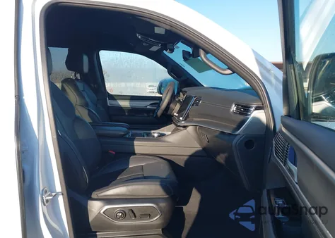 2025 Jeep Wagoneer L Series Ii 4X4 z USA, uszkodzony, nr VIN 1C4SJSBP0SS523599